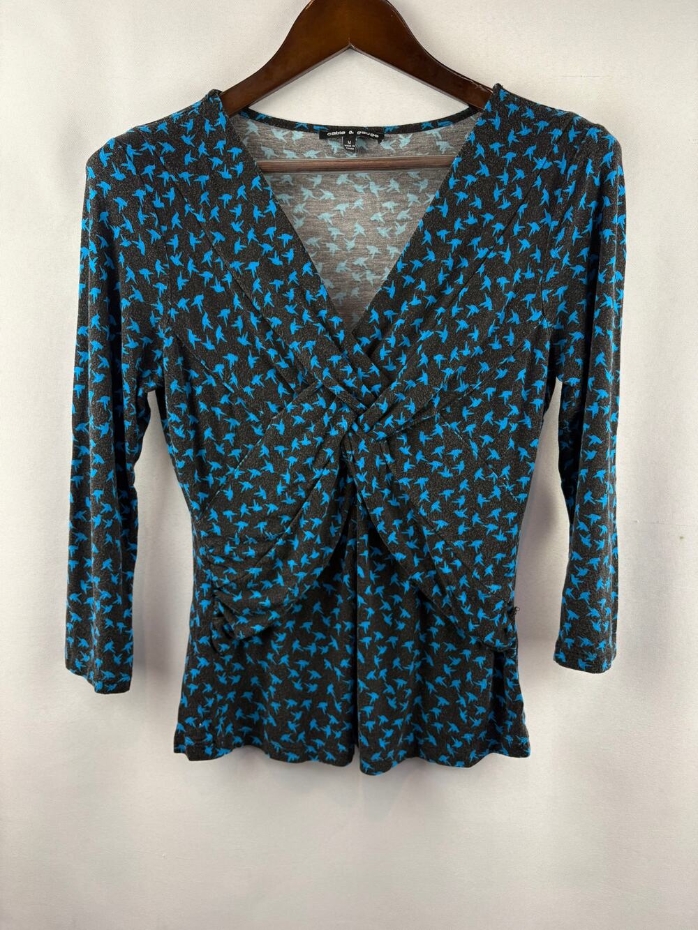 Women’s Cable & Gauge Medium Black Blouse w/ Blue Patterns